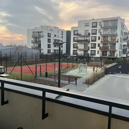 Sky Line Boarding 6 Persons 24 7 Check In Apartment Warsaw