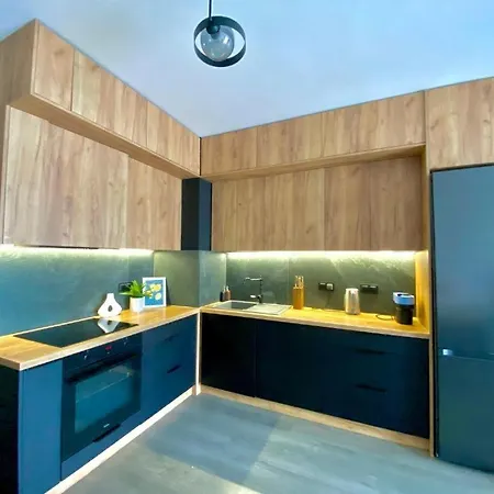 Sky Line Boarding 6 Persons 24 7 Check In Appartement *