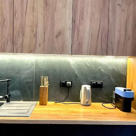 Sky Line Boarding 6 Persons 24 7 Check In Appartamento