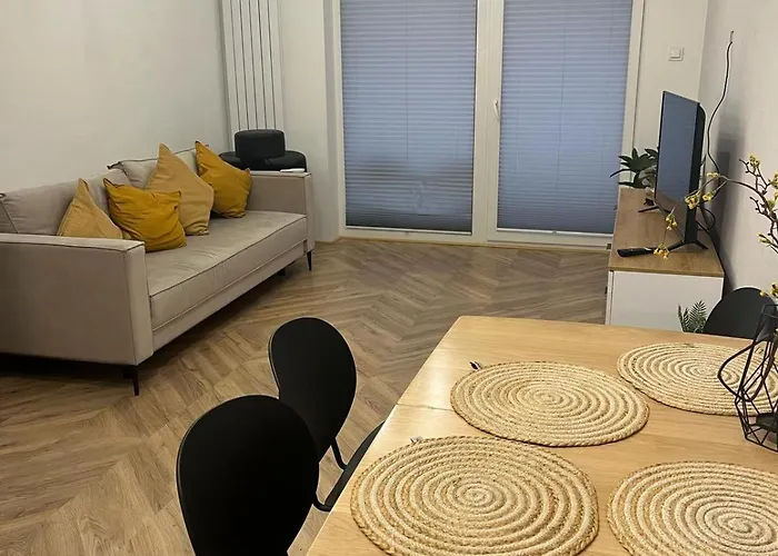 Appartement Sky Line Boarding 6 Persons 24 7 Check In Warschau
