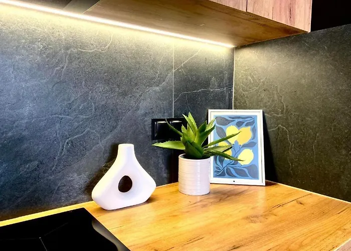 Sky Line Boarding 6 Persons 24 7 Check In Appartement